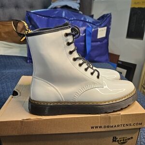 NWB Dr. Martins White Boots US Womens 10